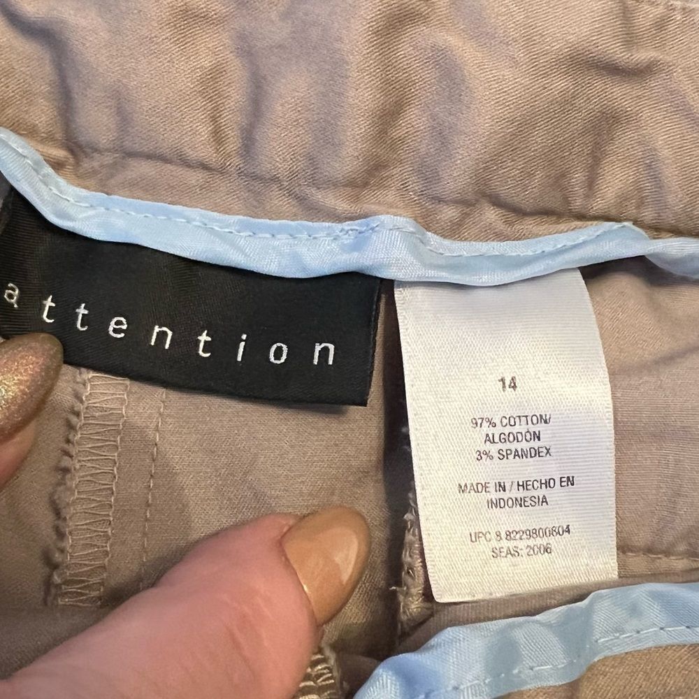 Attention Pants‎ - Picture 5 of 6